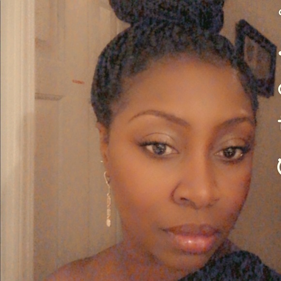 Meet your Posher, Doreen - Picture 1 of 1